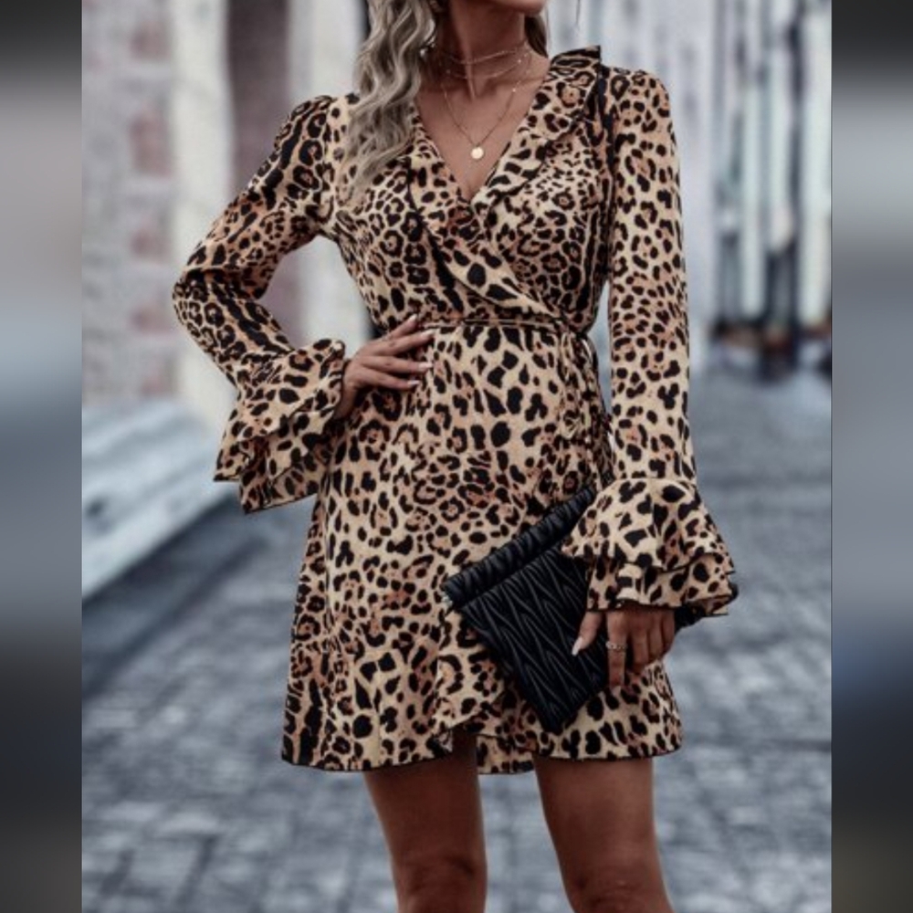 Shein Leopard ruffle wrap dress Med
